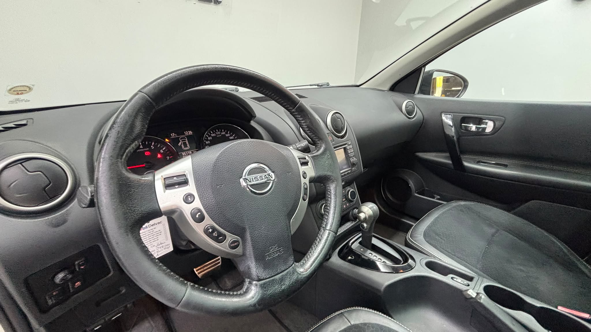 NISSAN QASHQAI 20